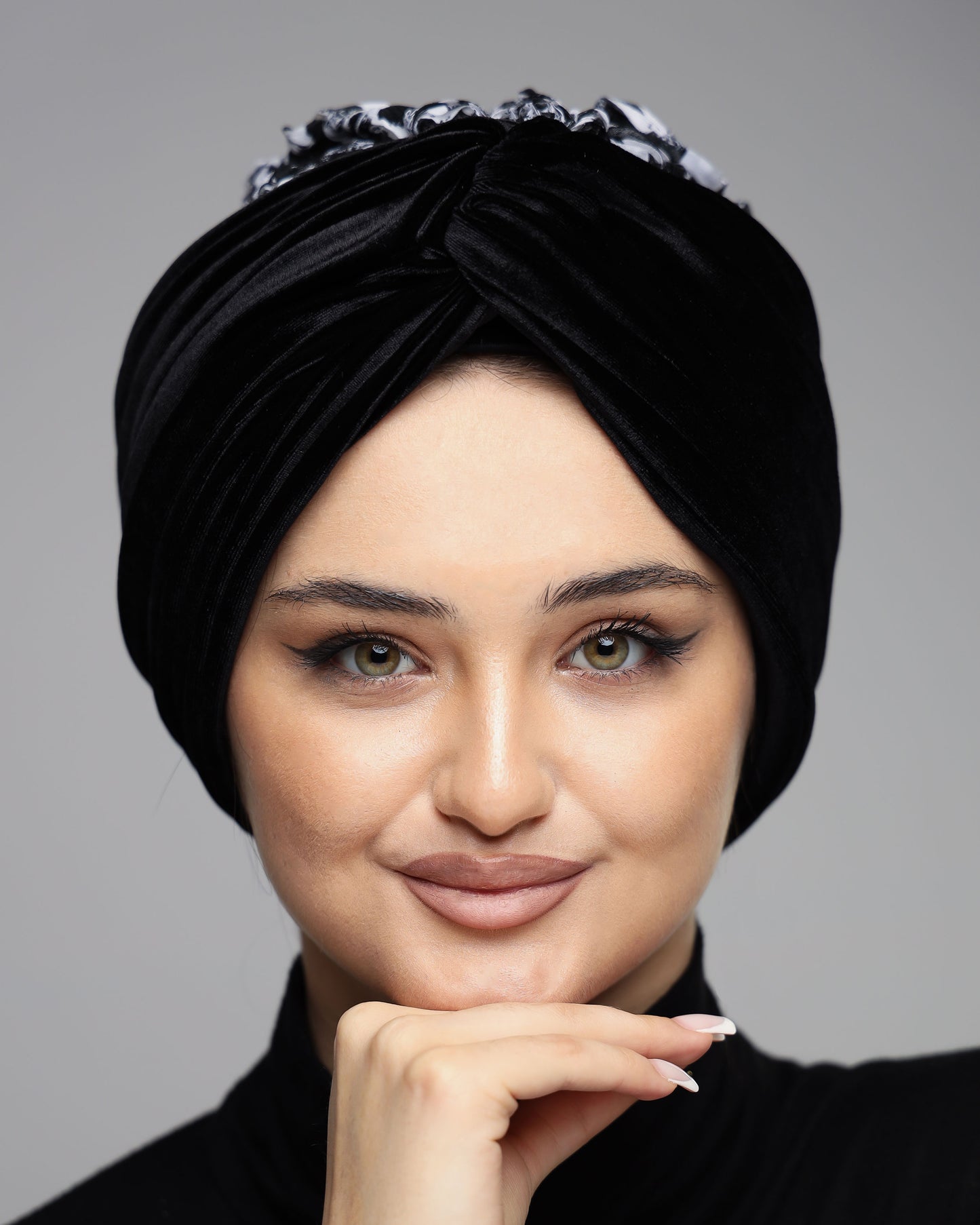 BW Twisted Velvet Turban