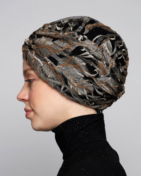 Elegant Golden Black Turban