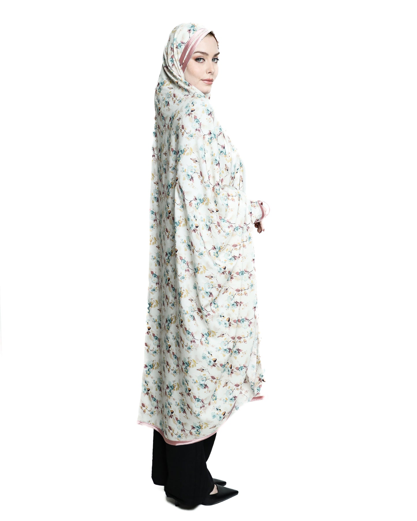 Flowers Praying Hijabs Gift Box