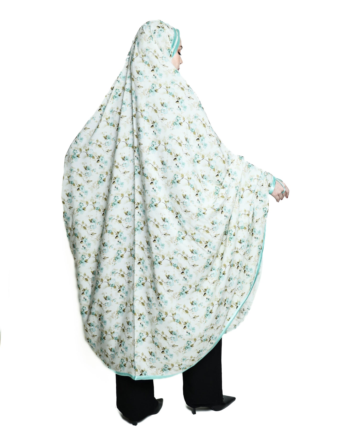 Flowers Praying Hijabs Gift Box