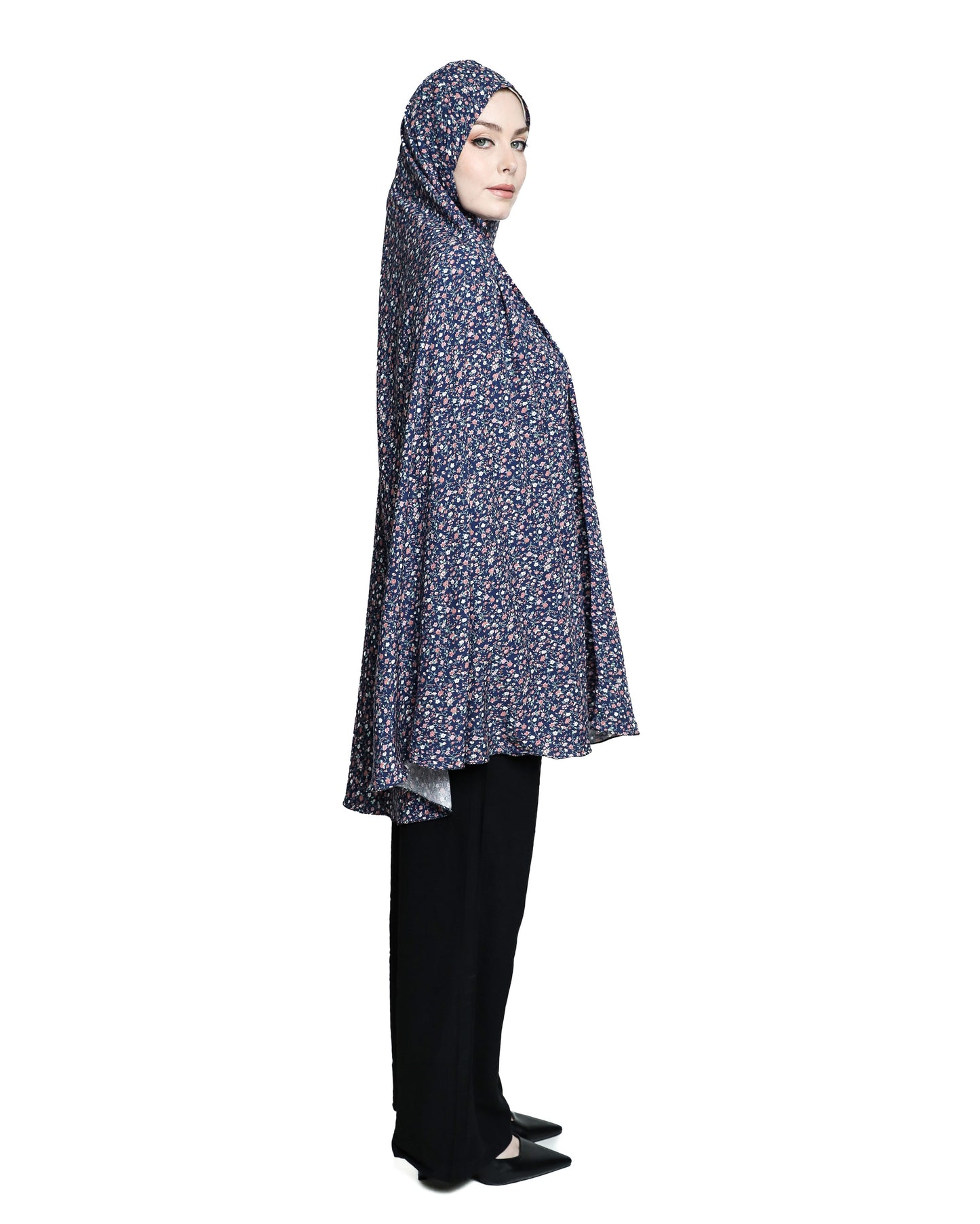 Short Ditsy Floral Praying Hijab
