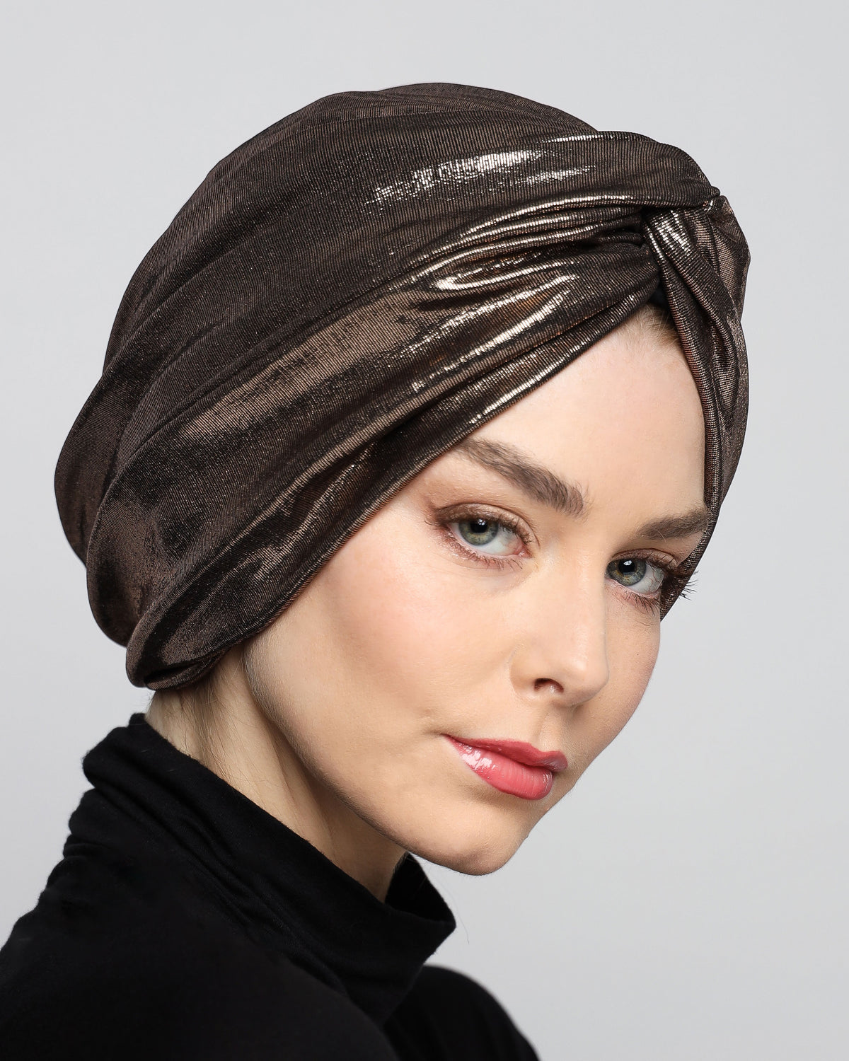 Metallic twisted lines turban