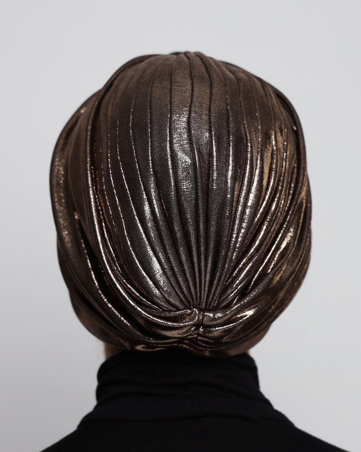 Metallic twisted lines turban