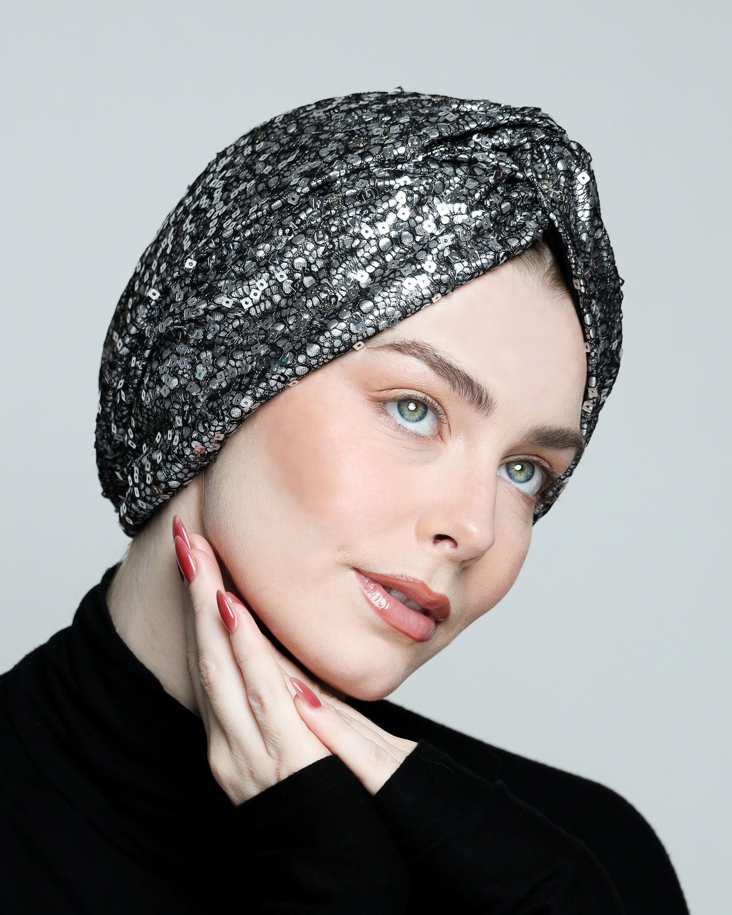 Silver metallic turban