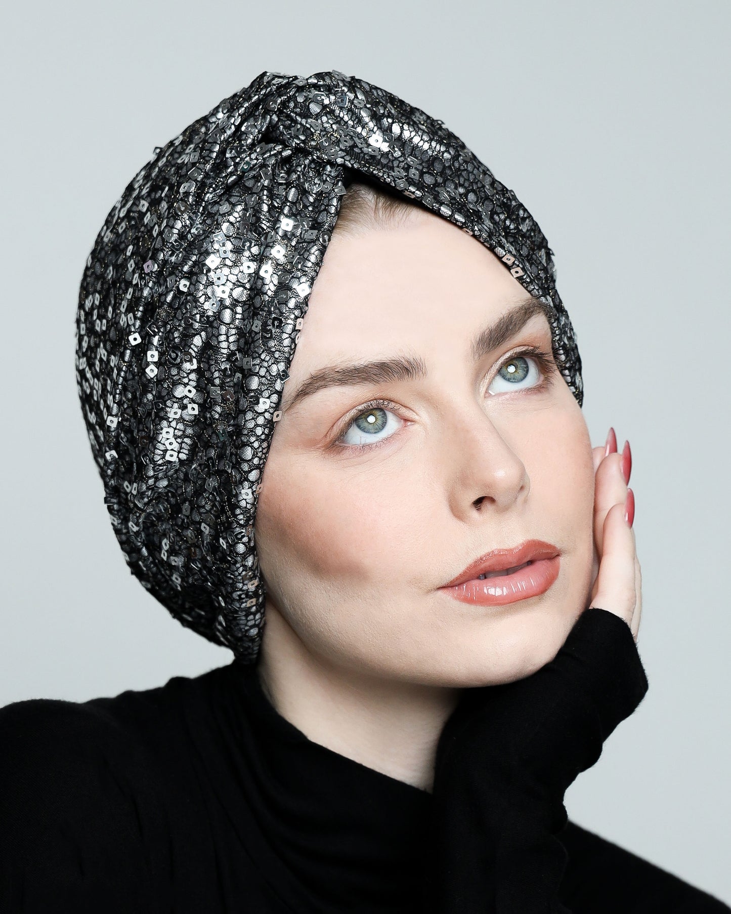 Silver metallic turban