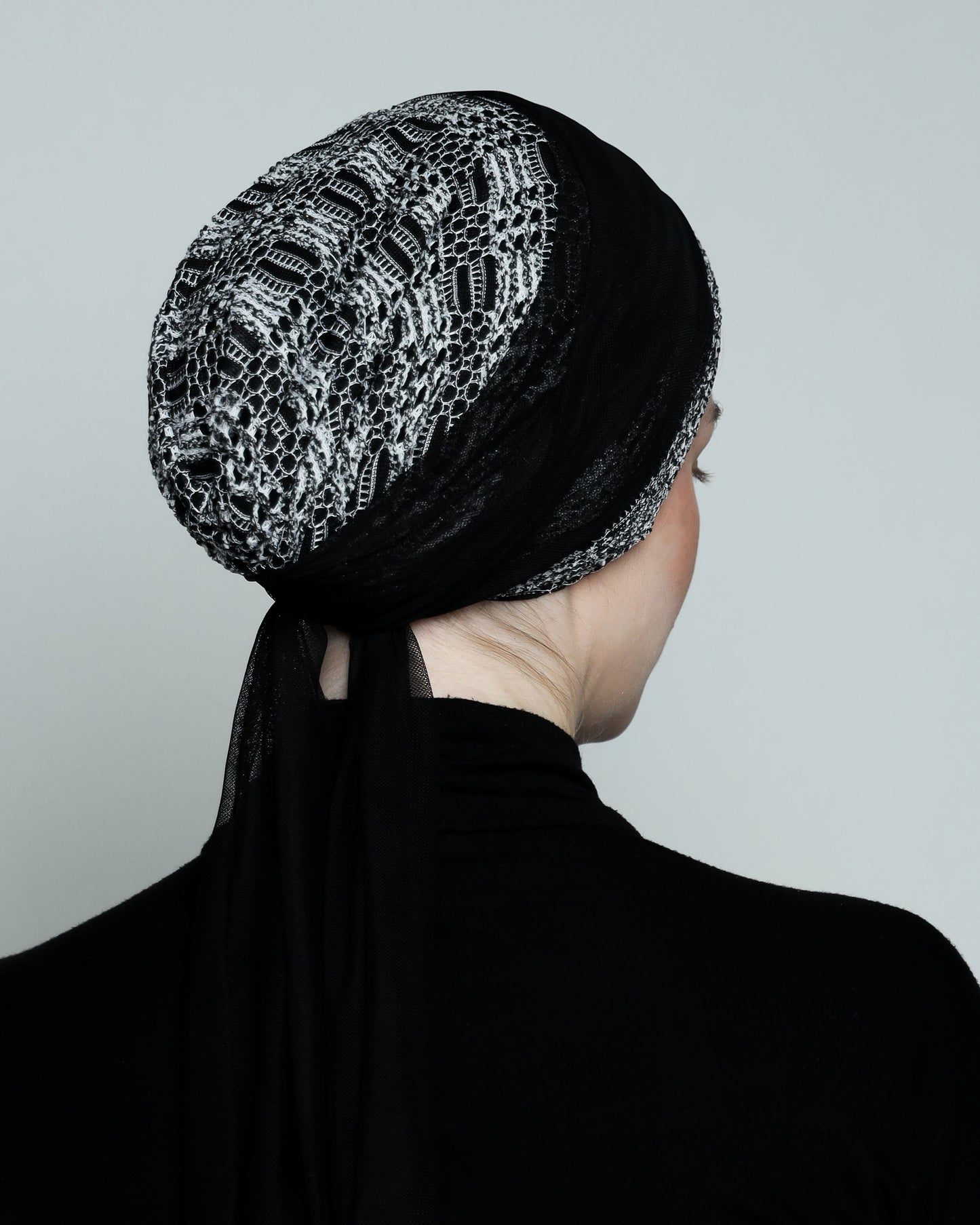 Multi-way BW Knitting Turban