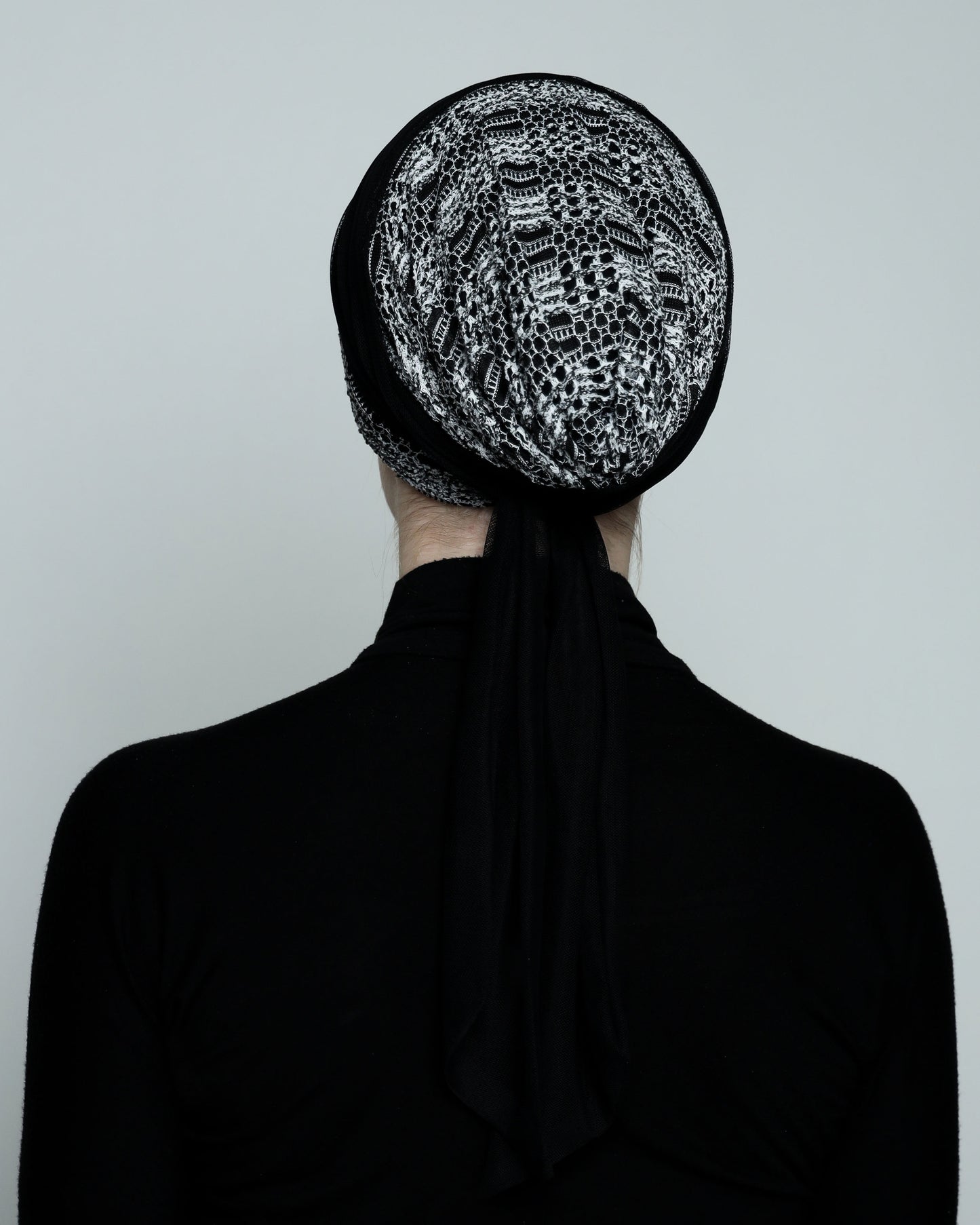 Multi-way BW Knitting Turban
