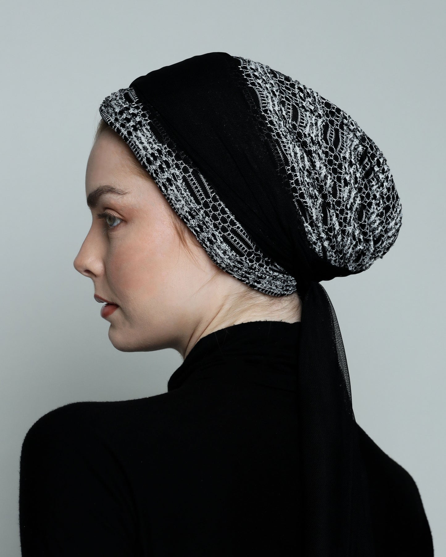 Multi-way BW Knitting Turban