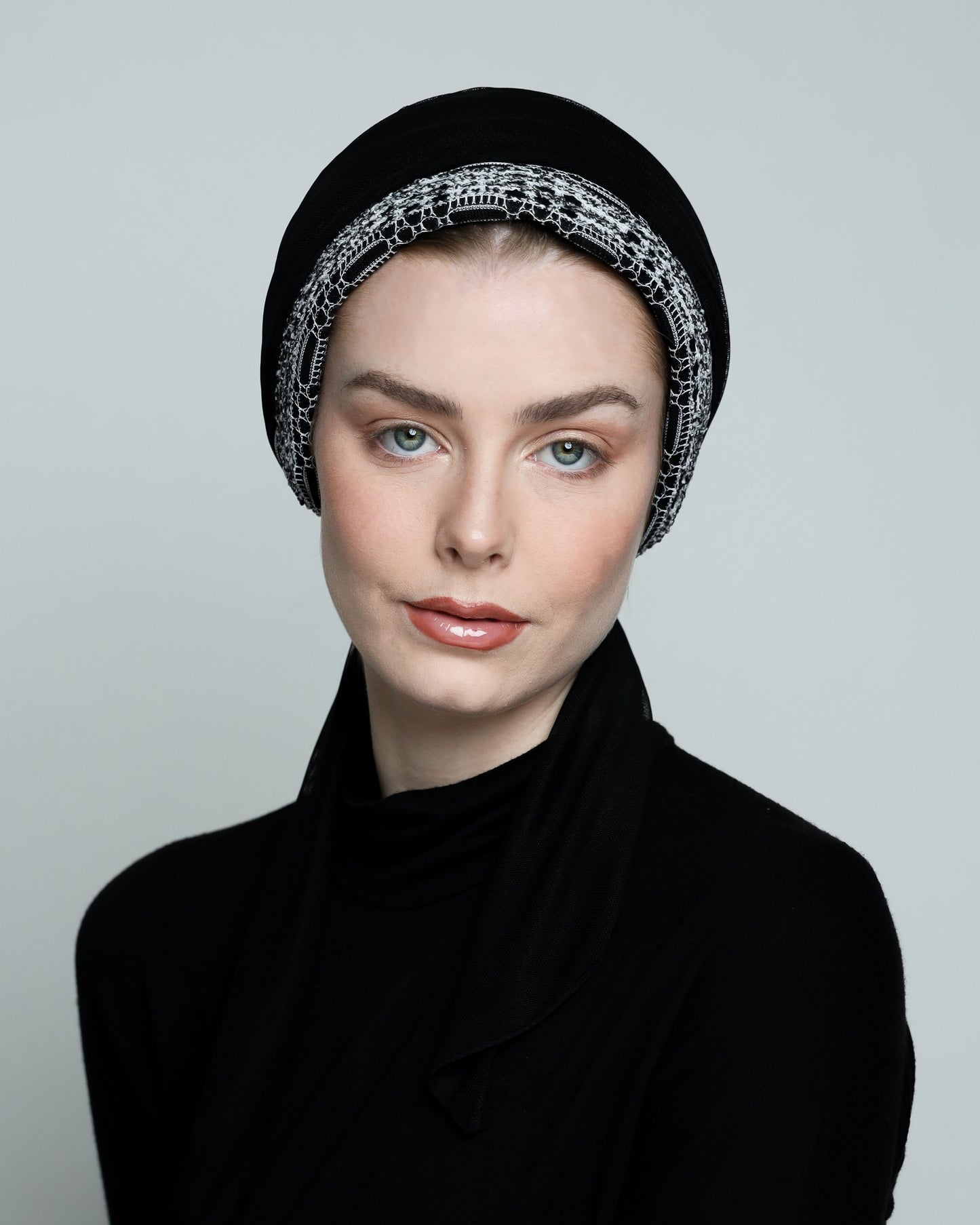 Multi-way BW Knitting Turban
