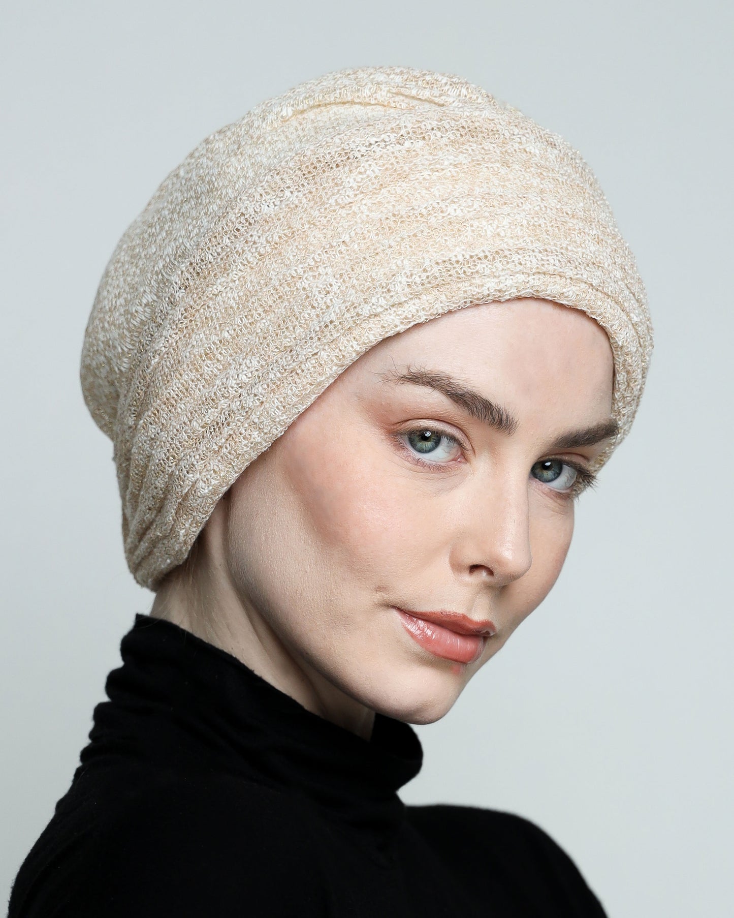 Golden off-White Pleats Turban