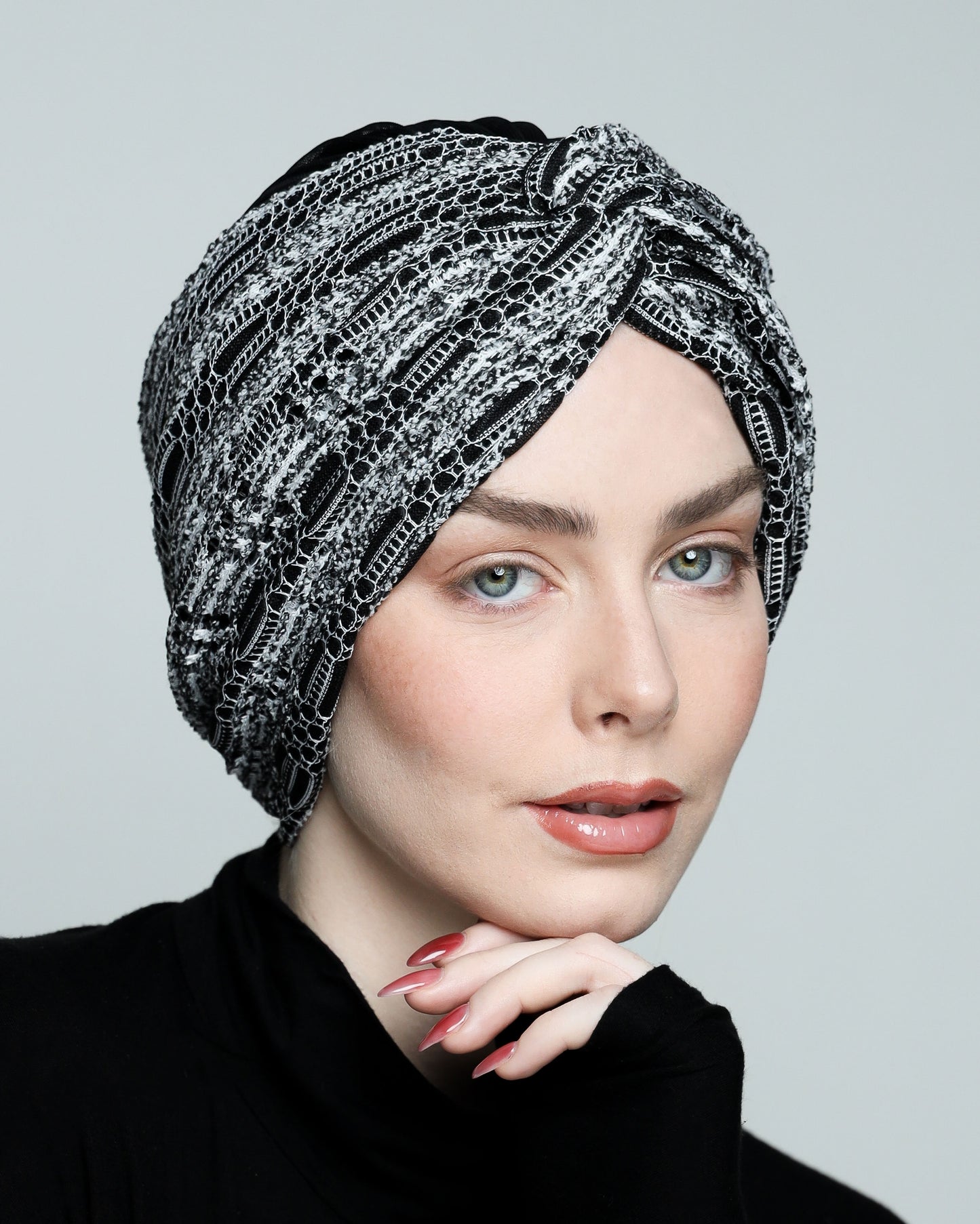 Twisted BW Knitting Turban