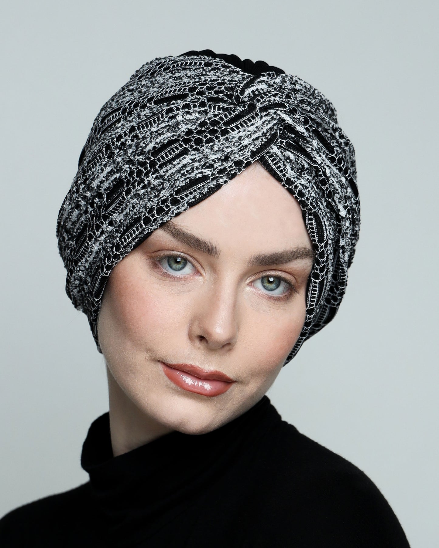 Twisted BW Knitting Turban