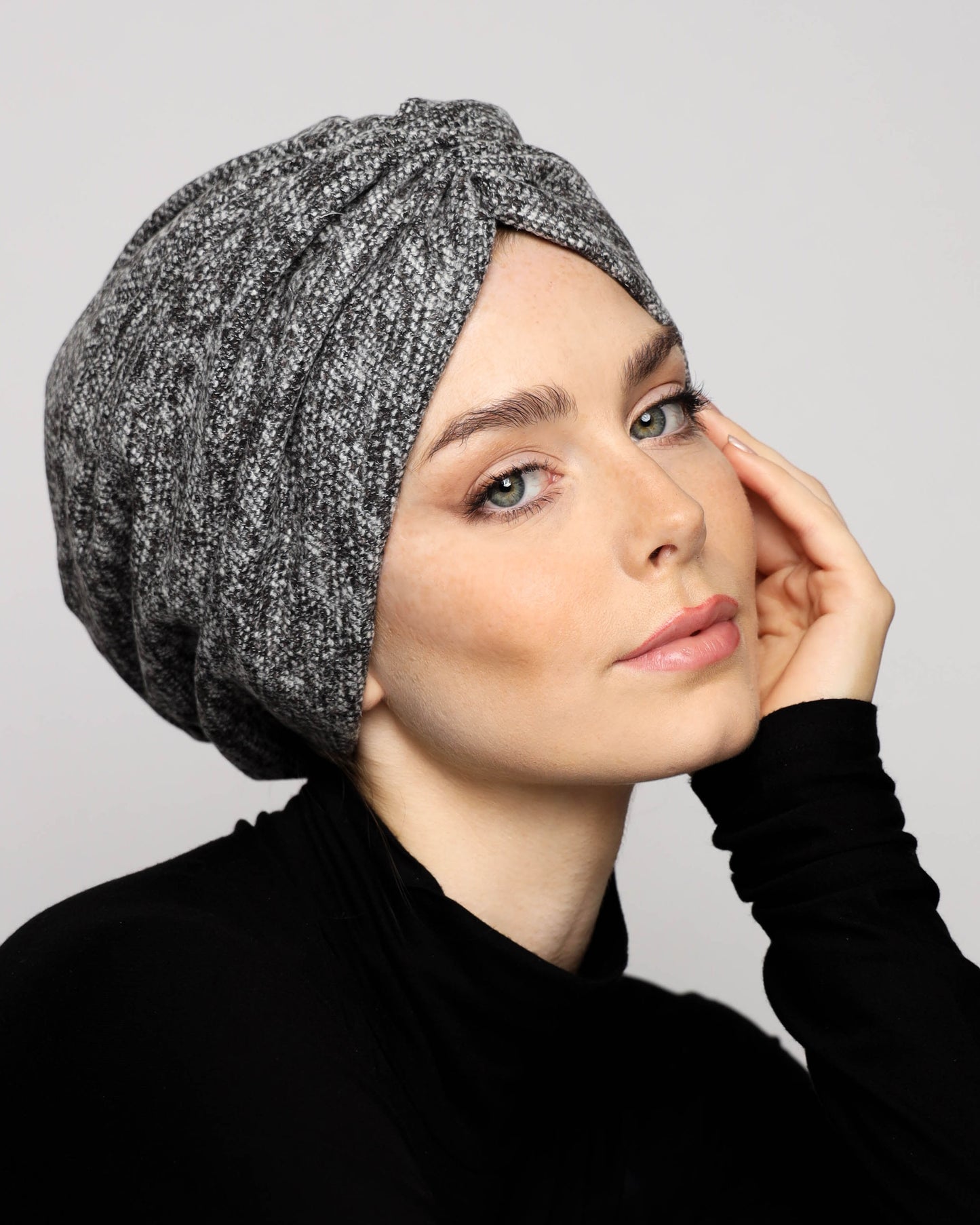 Gray Gathering Wool Turban